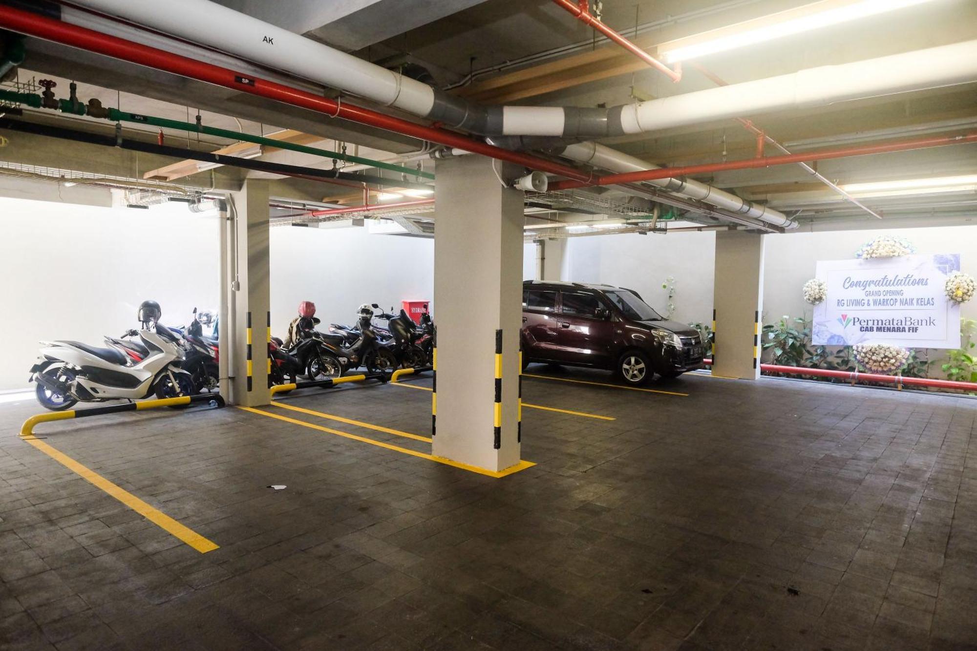 Sans Hotel Rg Living Jogja By Reddoorz Pakualaman Eksteriør billede