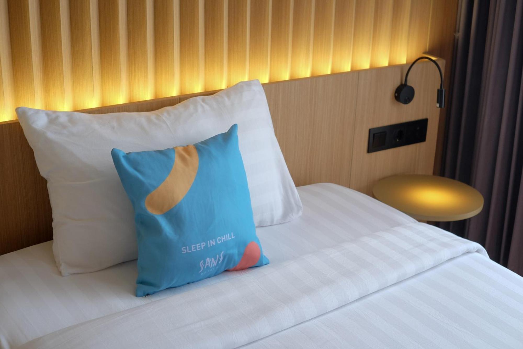 Sans Hotel Rg Living Jogja By Reddoorz Pakualaman Eksteriør billede