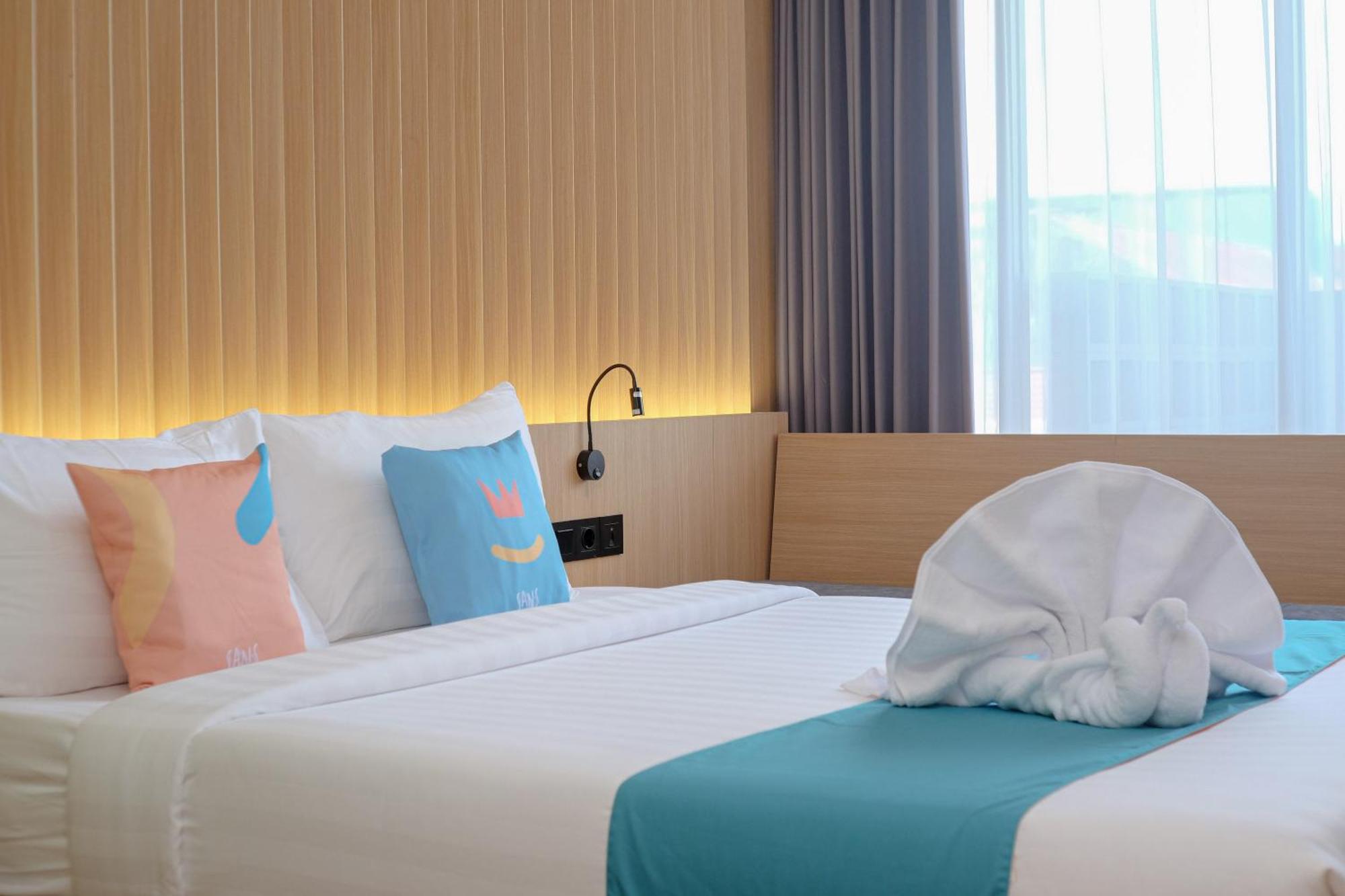 Sans Hotel Rg Living Jogja By Reddoorz Pakualaman Eksteriør billede
